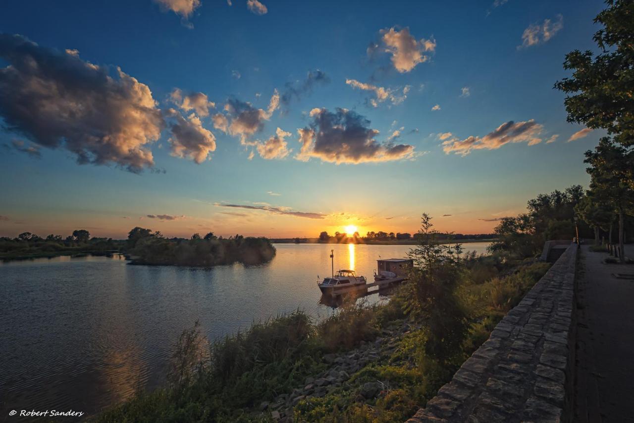 Gastenverblijf Bie Zus Buggenum Exteriér fotografie